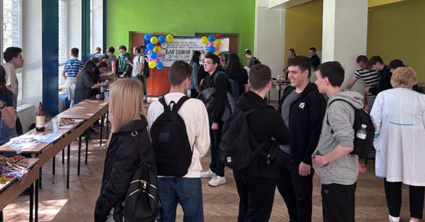 Благодійний ярмарок в ІТ коледжі: єдність заради Перемоги та підтримки ЗСУ