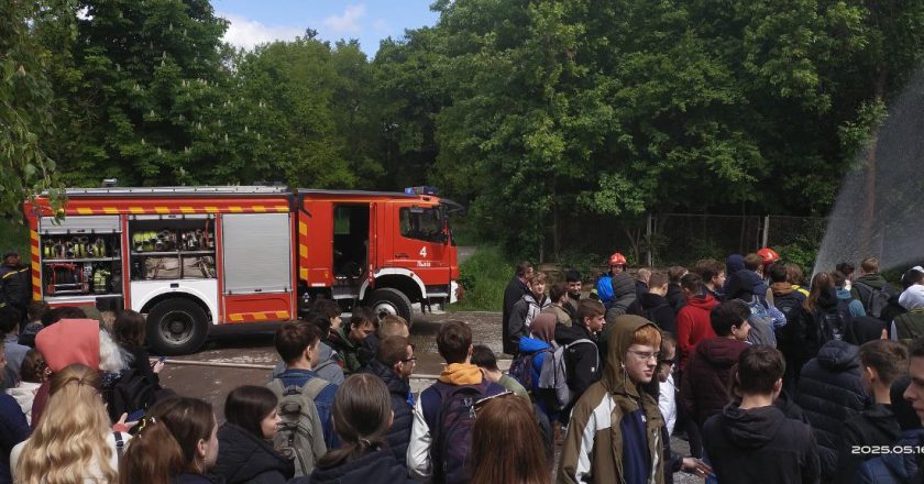 Цивільний захист в умовах війни: студенти ІТ коледжу відпрацювали дії під час надзвичайних ситуацій