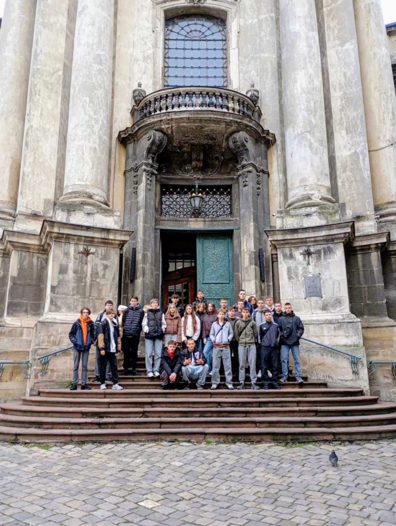 Магія Львова очима студентів: пізнавальна прогулянка історичним центром міста