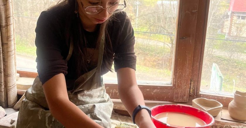 Студенти МТ-12 у Славському здійснили гірську подорож та взяли участь у майстер-класі з гончарства