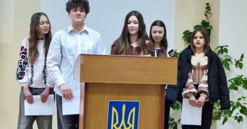 В групі ІП-11 під керівництвом Залоги Ольги Володимирівни було проведено виховний захід, присвячений четвертій річниці повномасштабної війни