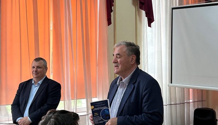 Зустріч із майбутнім: до Нашого коледжу завітав завідувач кафедри ІКТ Михайло Климаш!