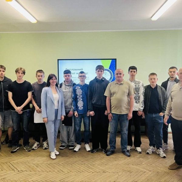 В ІТ коледжі відбувся захист дипломних проєктів за спеціальністю 172 «Телекомунікації та радіотехніка», освітньо-професійної програми «Мережні технології та Інтернет речей»