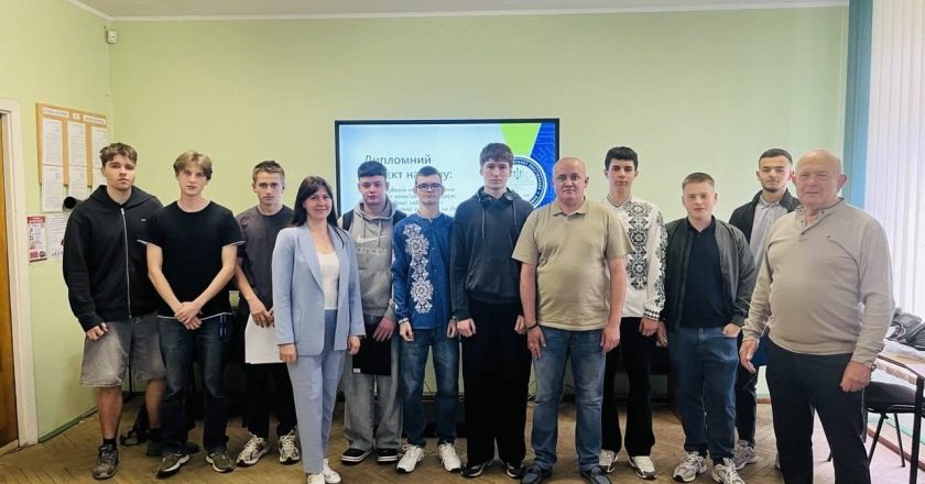 В ІТ коледжі відбувся захист дипломних проєктів за спеціальністю 172 «Телекомунікації та радіотехніка», освітньо-професійної програми «Мережні технології та Інтернет речей»